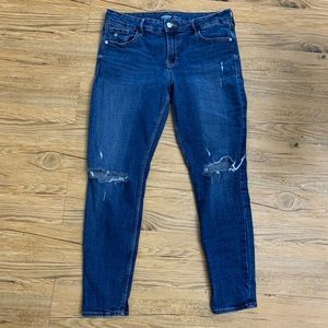 Old Navy Rockstar distressed jeans